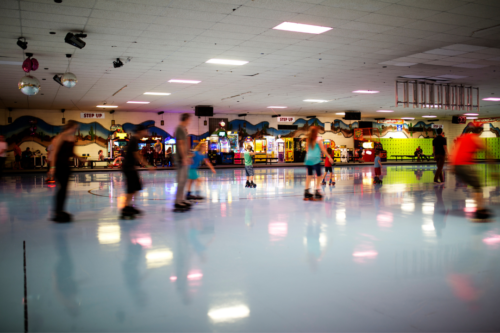 create lasting memories at a Retro roller skating party